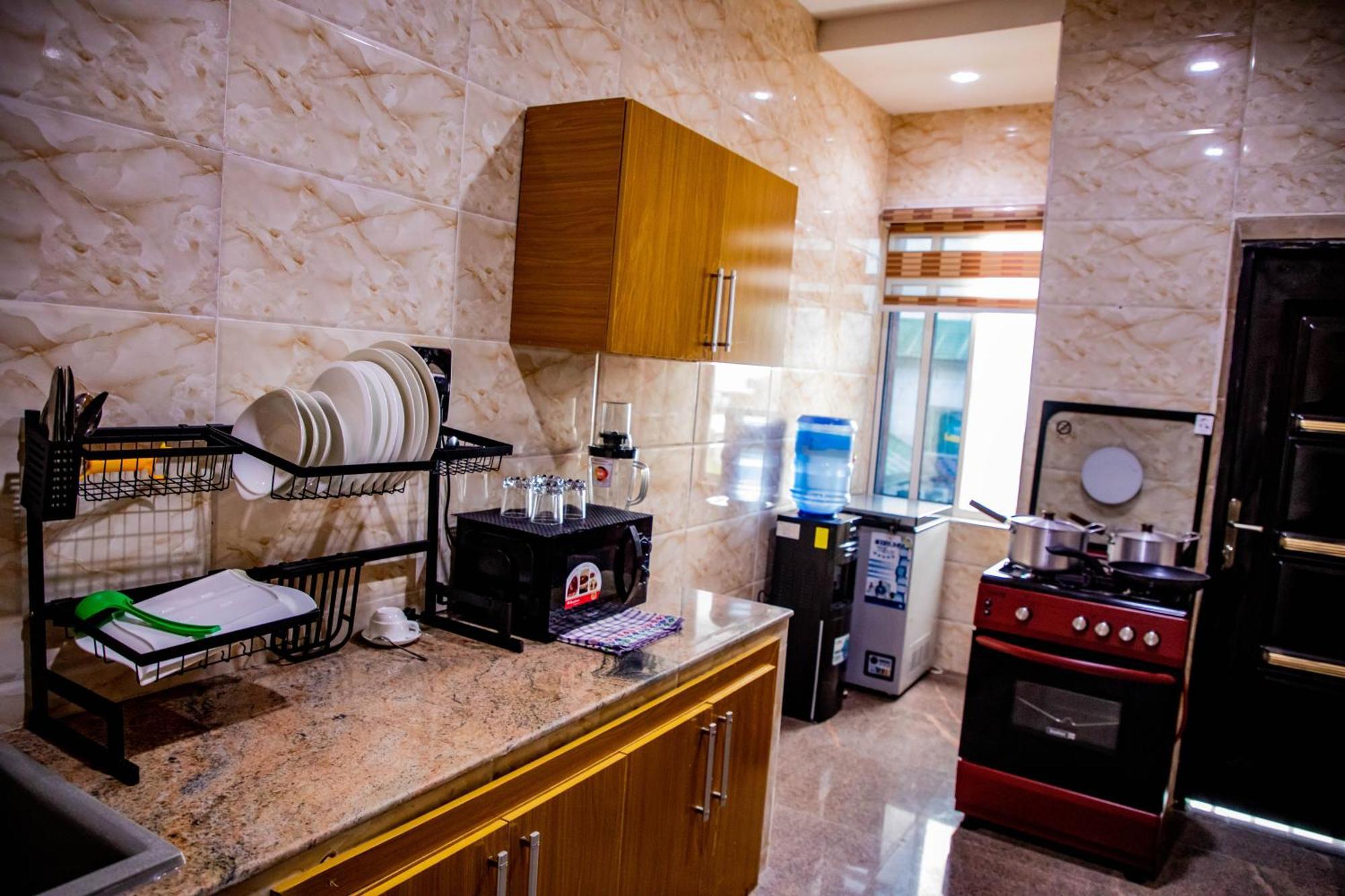 Villa Hilton Hotels Uyo Exterior photo